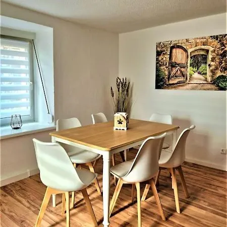 Modernes Charlie - Naehe Halle, 4 Dom wakacyjny Petersberg (Saxony-Anhalt)