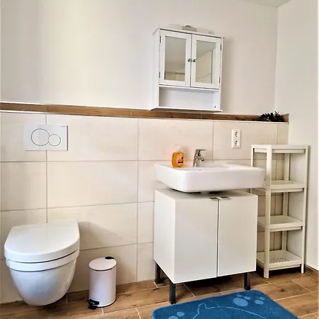 Dom wakacyjny Modernes Charlie - Naehe Halle, 4 *